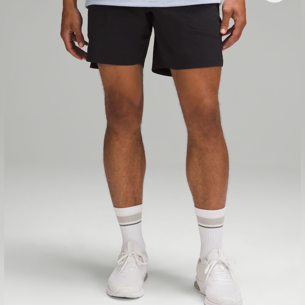 Lululemon Men’s License to Train Linerless Shorts 7”Black Sz XL Pre Owned